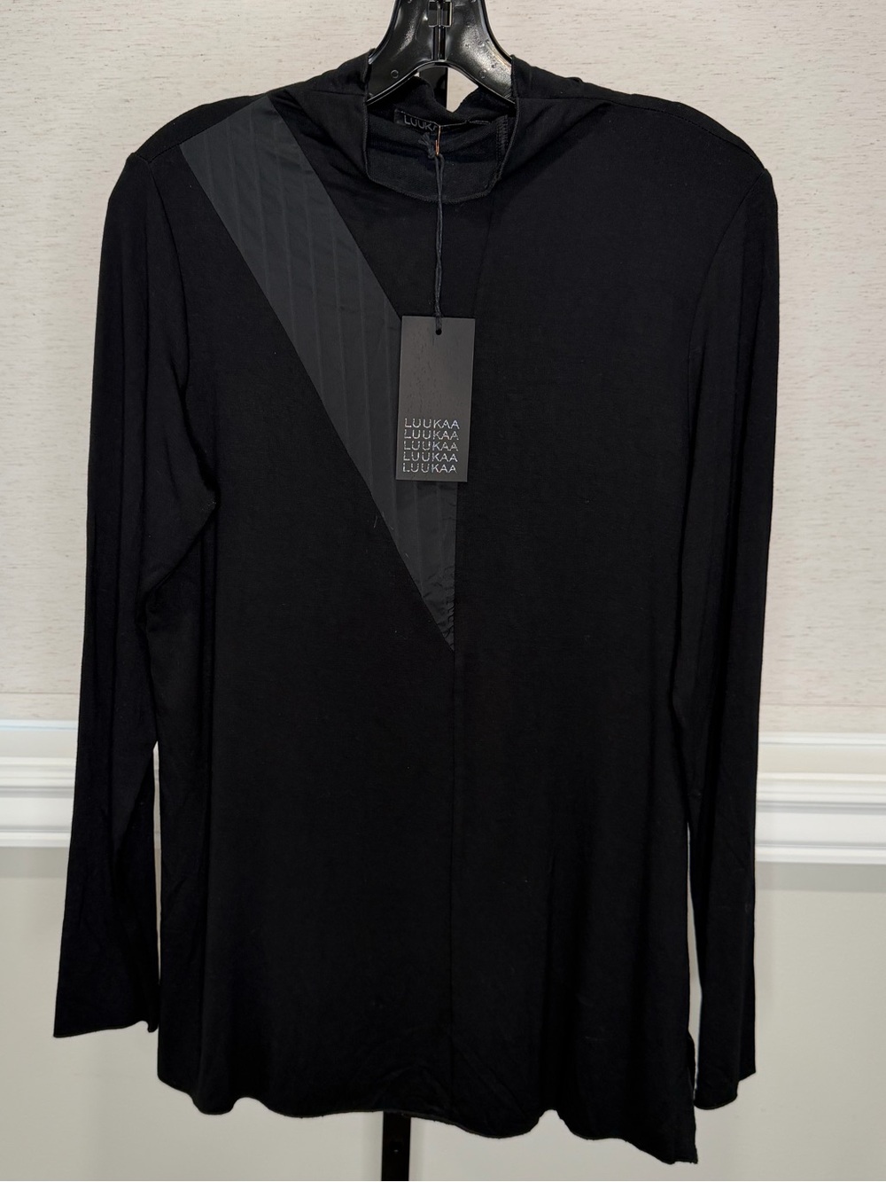 LUUKAA Black Long-Sleeve Top
